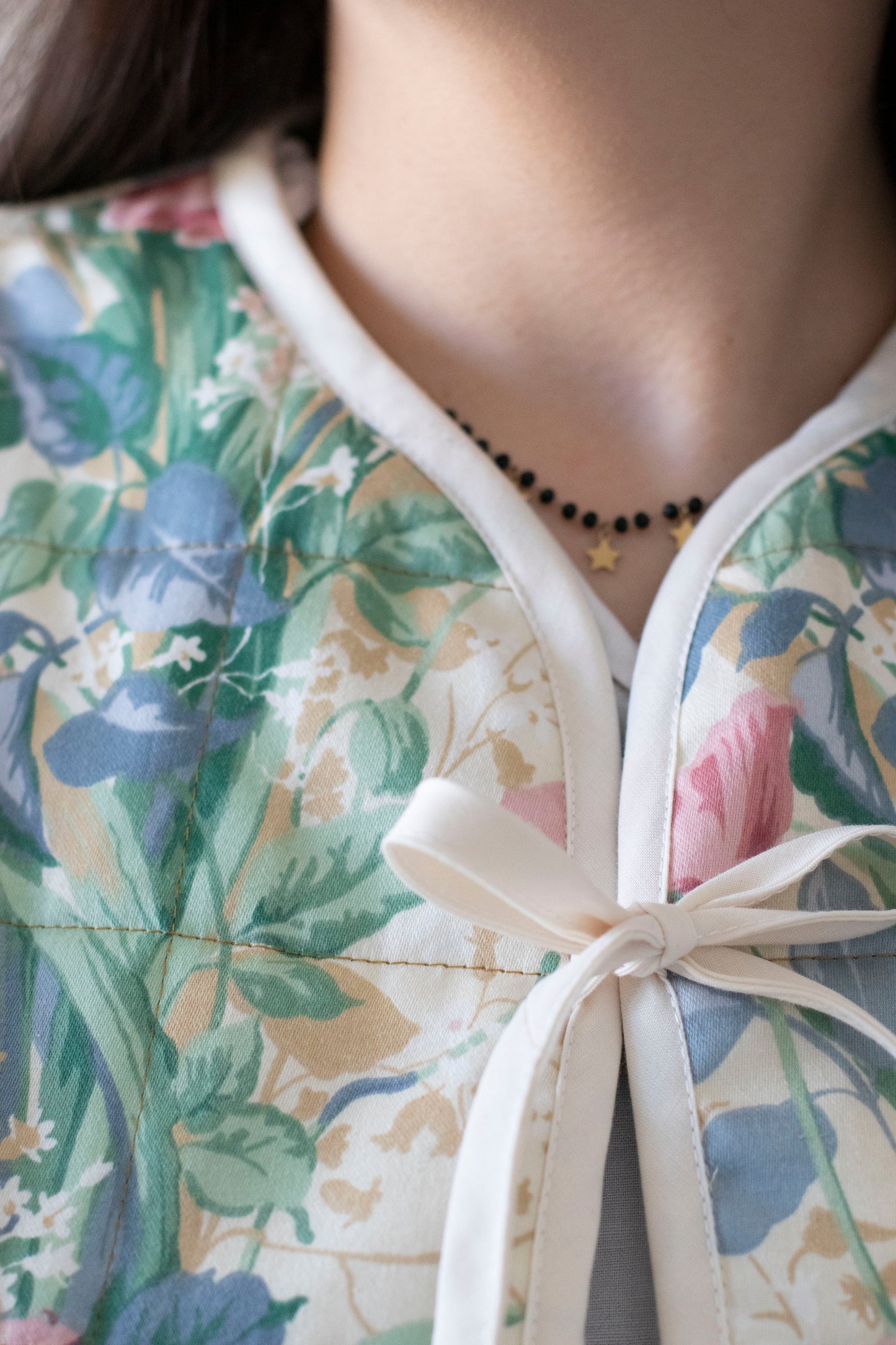"nan's curtains" vest šµš¼